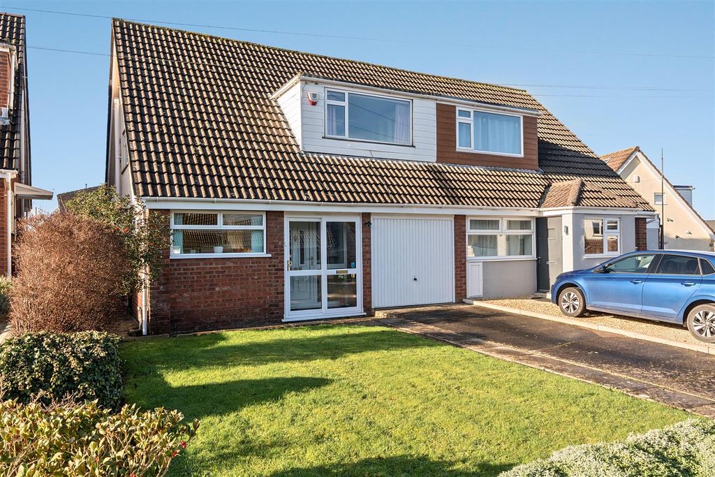 Property photo 1 of 15 1398156-21-696A2B4d2d382.Jpg