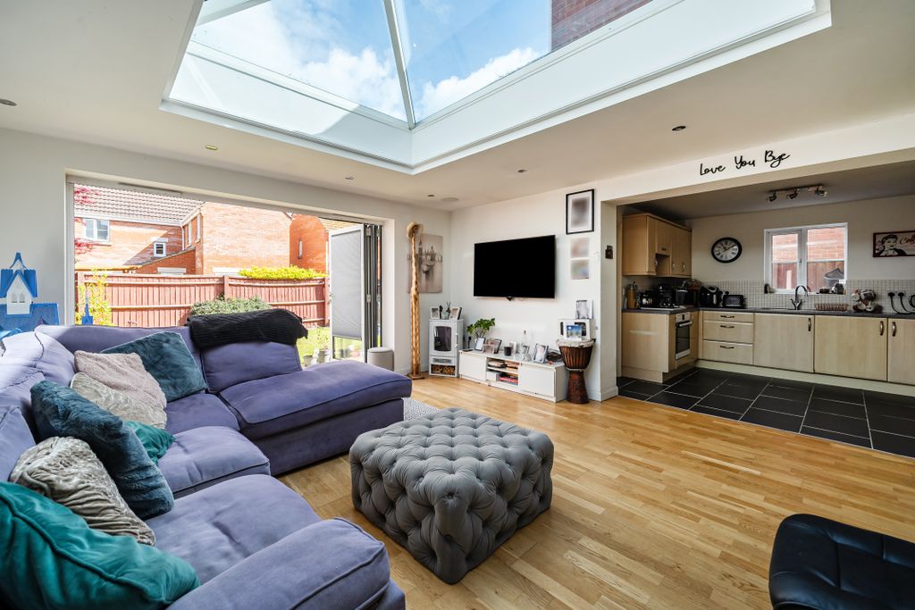 Property photo 2 of 21 14425321169E0Bf72Bda08