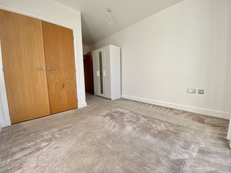 Property photo 3 of 7 Photo 4