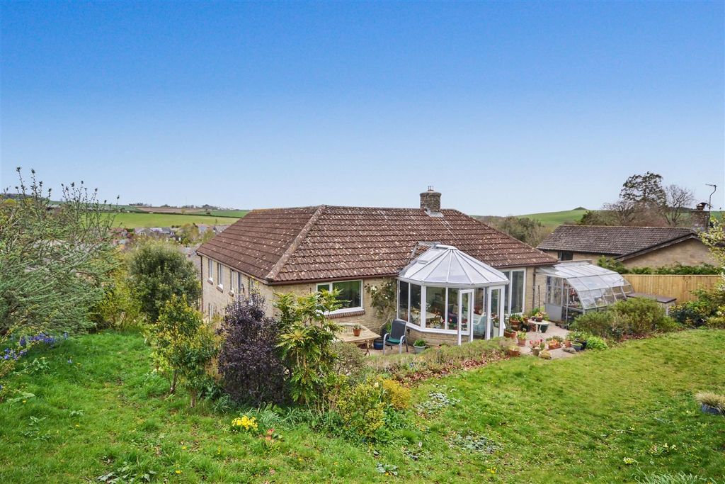 Property photo 3 of 19 6.Jpg