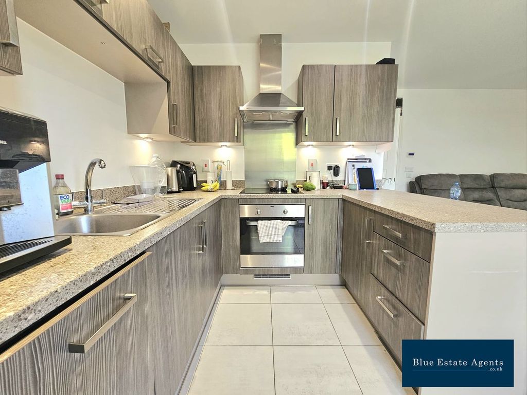 Property photo 2 of 13 Kitchen