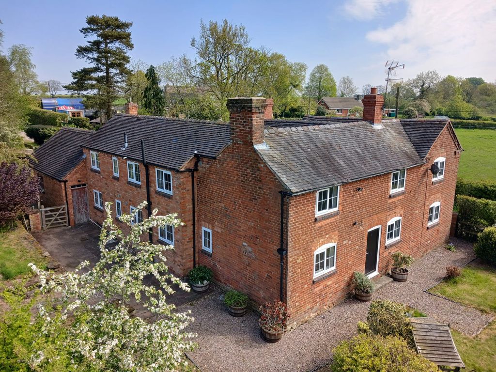 Property photo 1 of 31