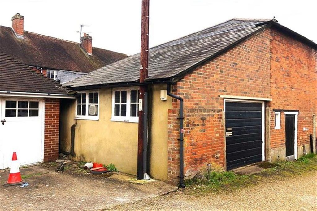 Property photo 1 of 6 (Main)