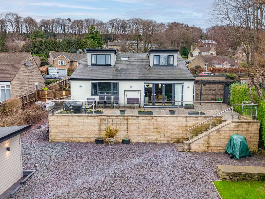 Property photo 1 of 30