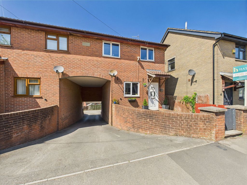 Property photo 1 of 24