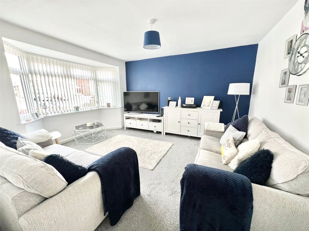 Property photo 2 of 24 Picture No. 22