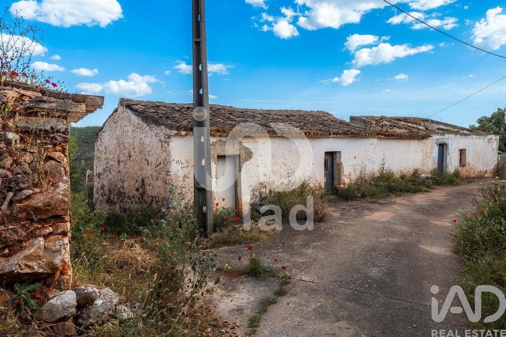 Property photo 1 of 28