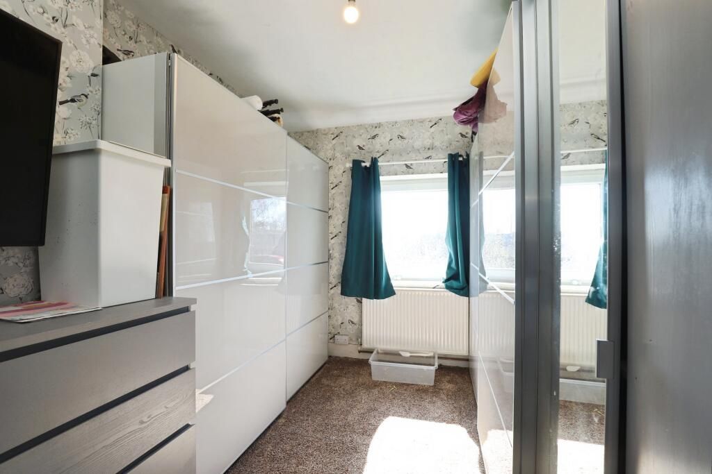 Property photo 3 of 25