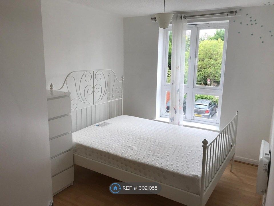 Property photo 2 of 5