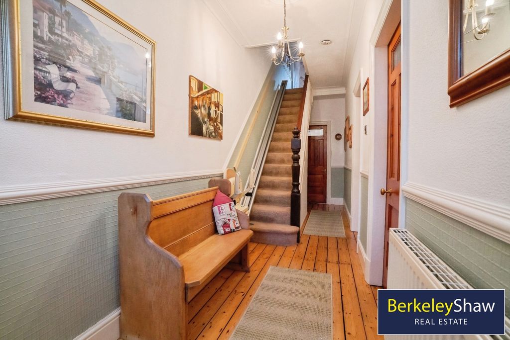 Property photo 2 of 24 Hallway