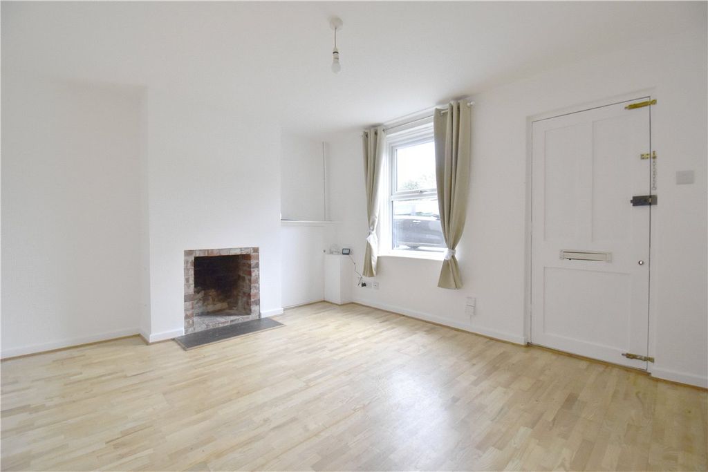 Property photo 3 of 7 Picture No. 17