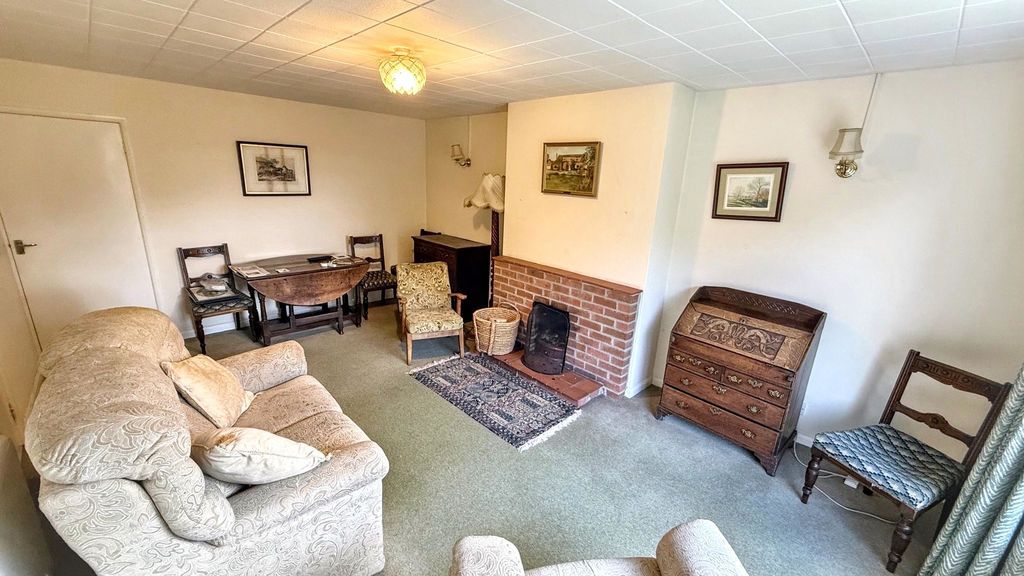 Property photo 2 of 12 Photo 6