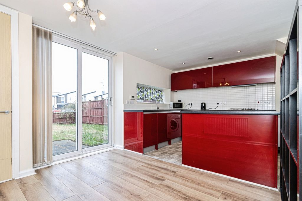 Property photo 2 of 12 Photo