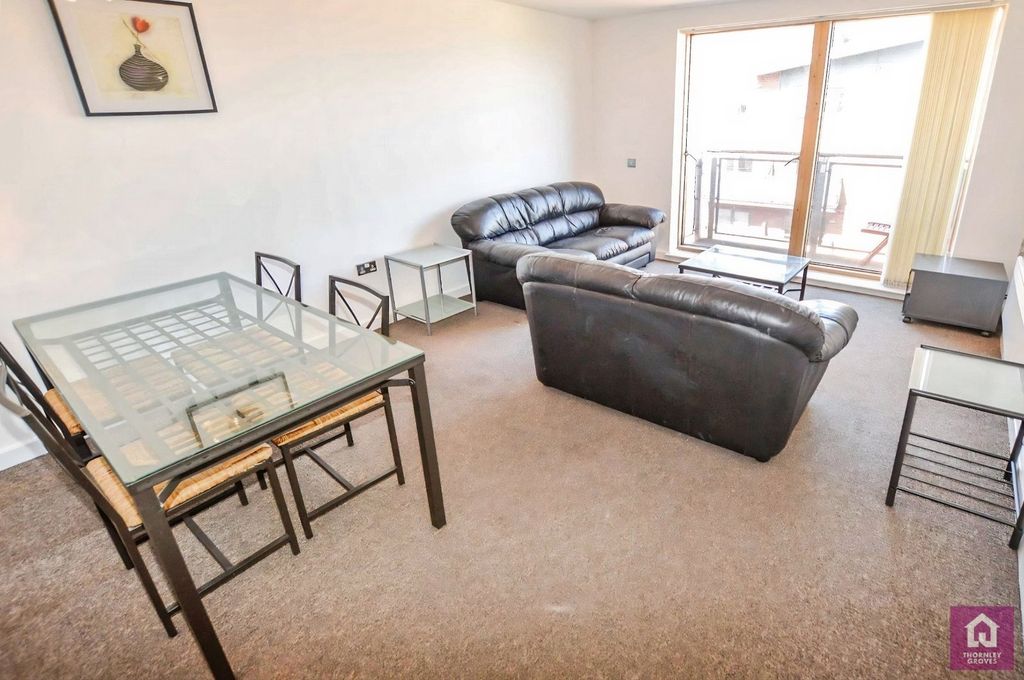 Property photo 2 of 10 Picture No. 21