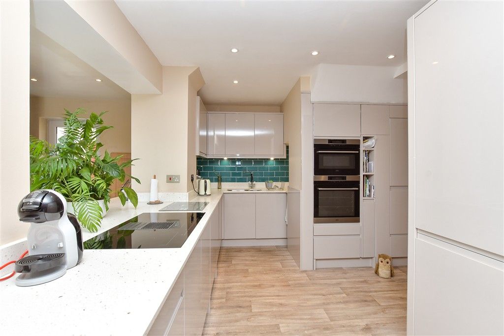 Property photo 3 of 13 Kitchen/Diner