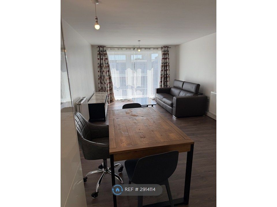Property photo 3 of 25