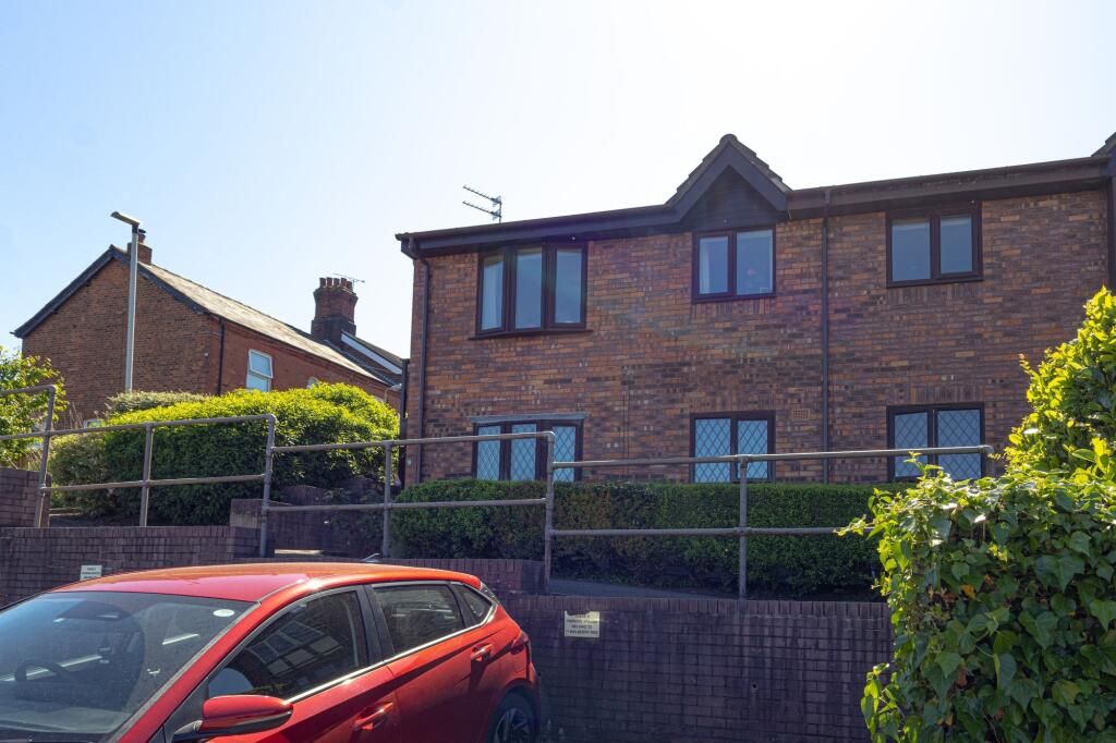 Property photo 1 of 6