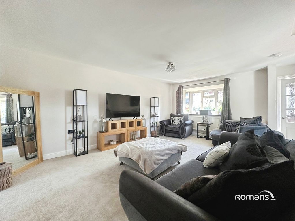 Property photo 3 of 20 Pbox-Img.Jpg