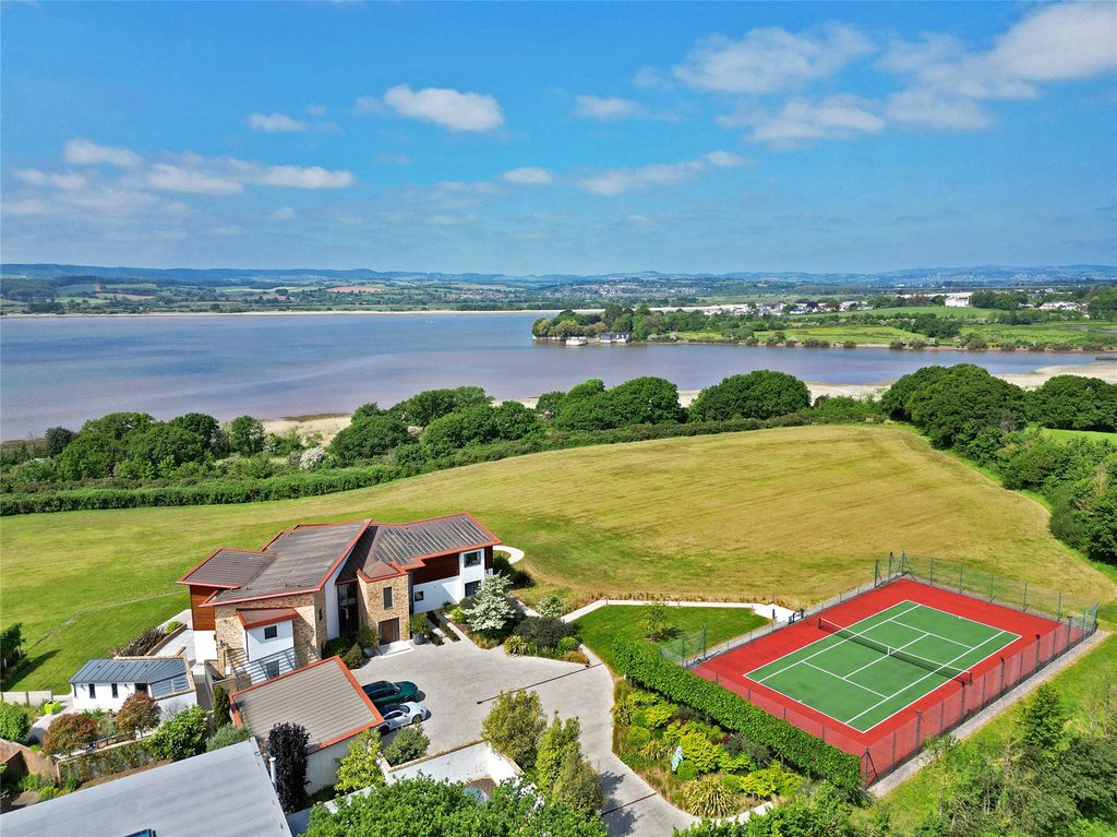 Property photo 1 of 22 Position And Outlook