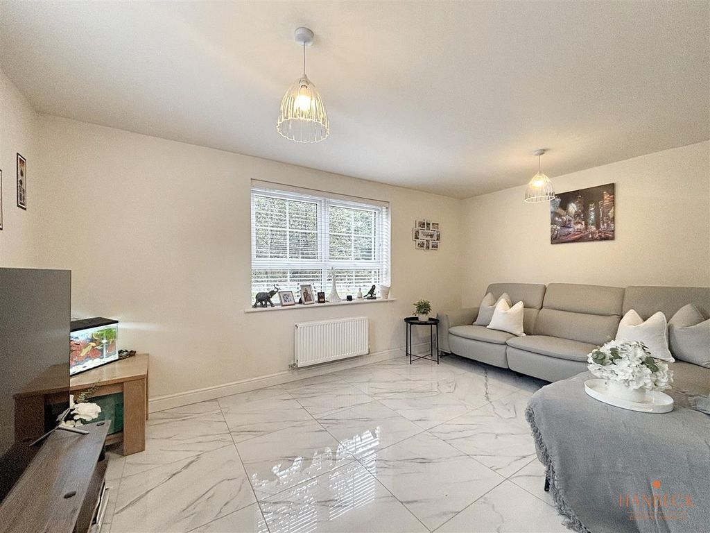 Property photo 2 of 16 Img_2261.Jpg