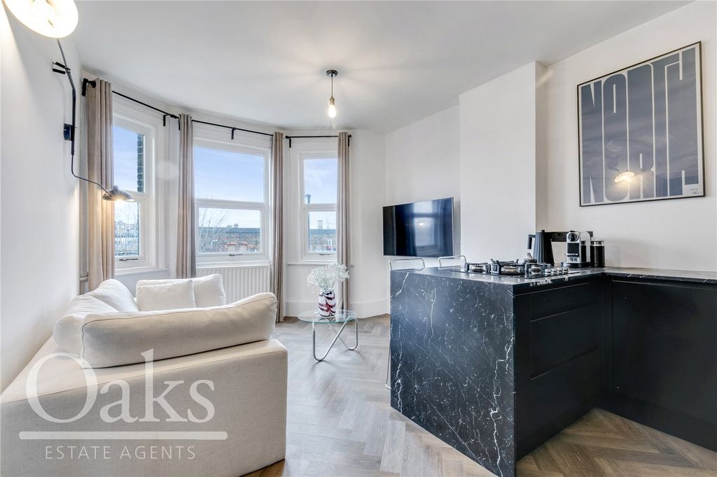 Property photo 1 of 8 Picture No. 11