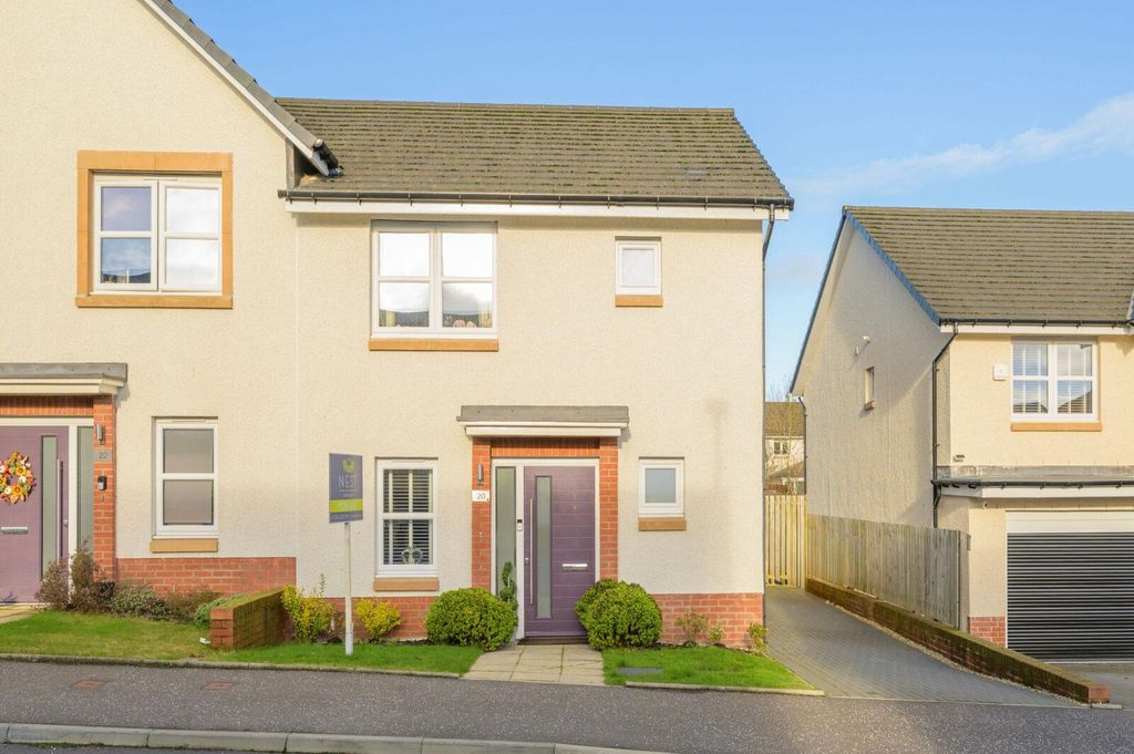 Property photo 1 of 27