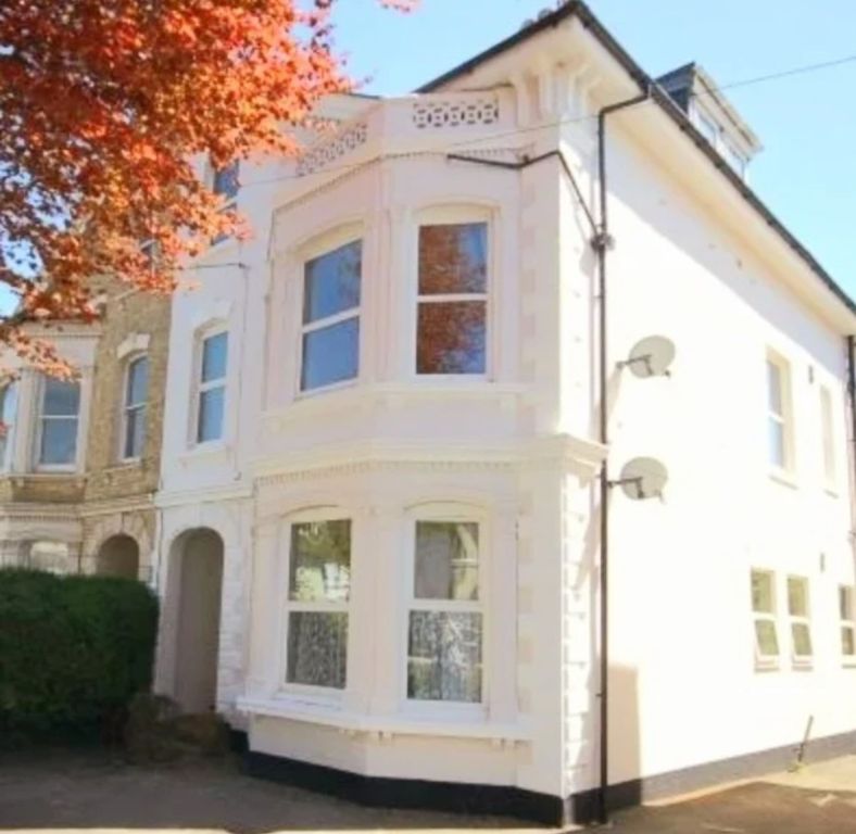 Property photo 1 of 8 Front View