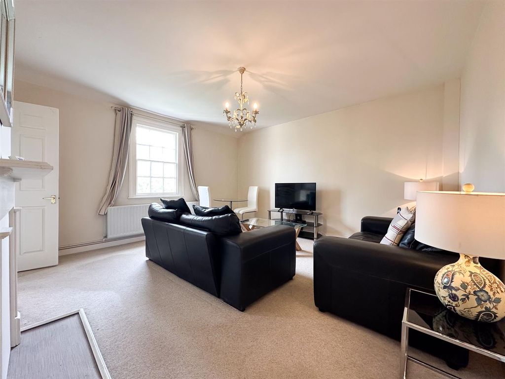 Property photo 2 of 6 Sitting Room