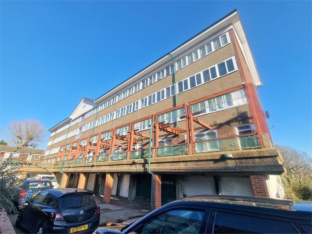 Property photo 3 of 6 Picture 3