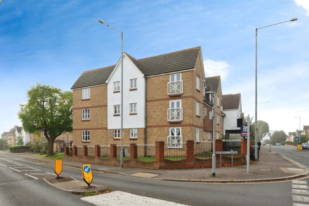 Property photo 1 of 10 Dfe8728Fac8Fef118A697c1E5204d280