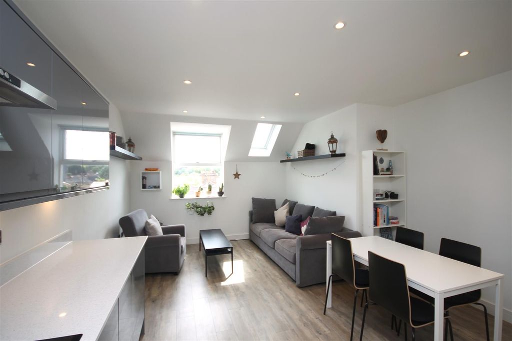 Property photo 2 of 9 Living Room