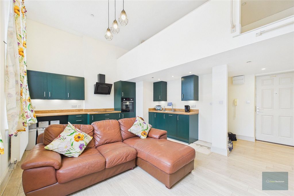 Property photo 2 of 10 Picture No. 04