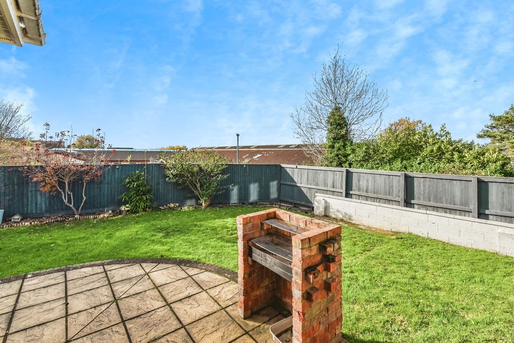 Property photo 3 of 21