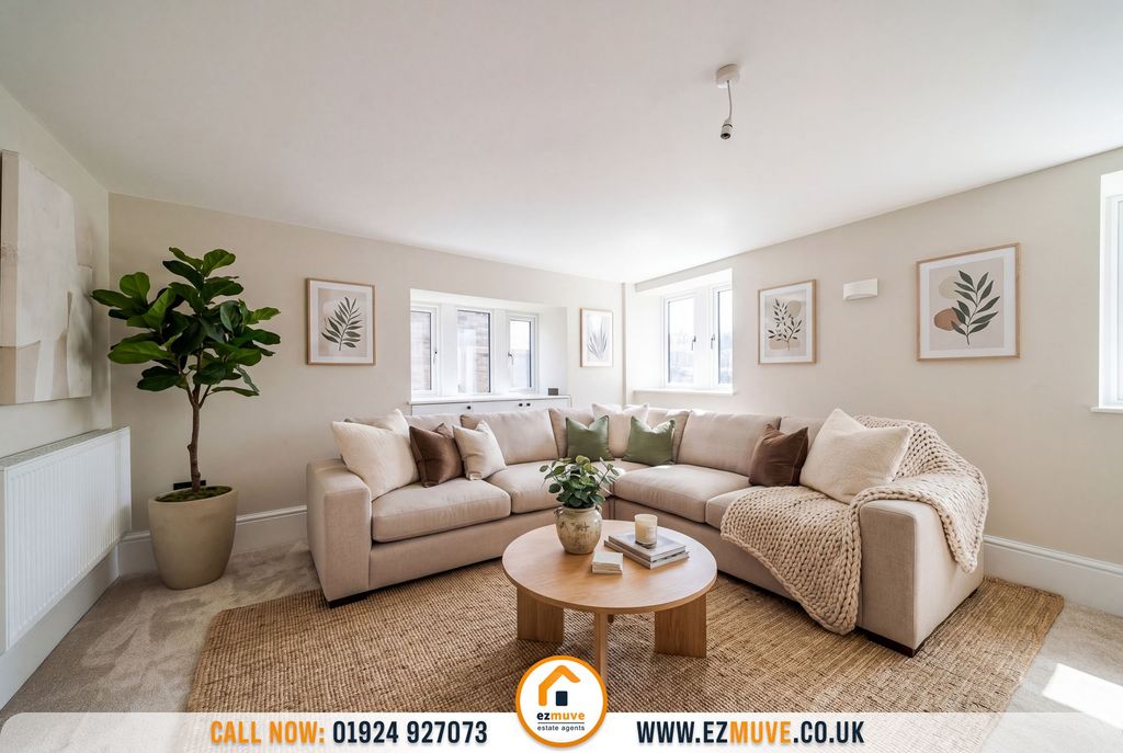 Property photo 2 of 34