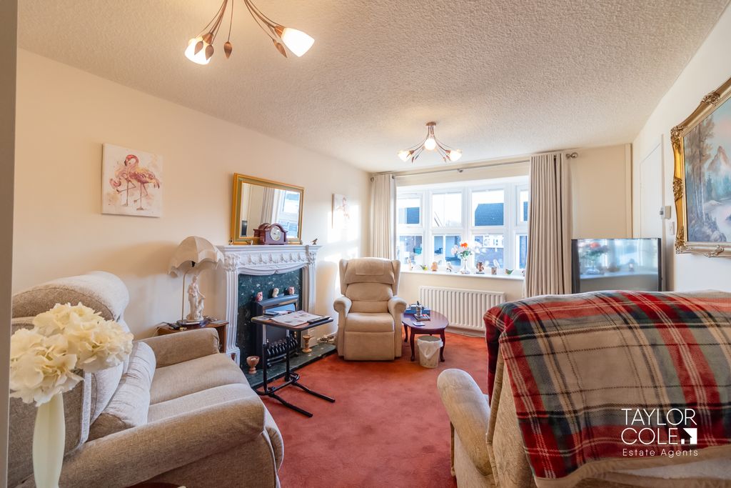 Property photo 2 of 22