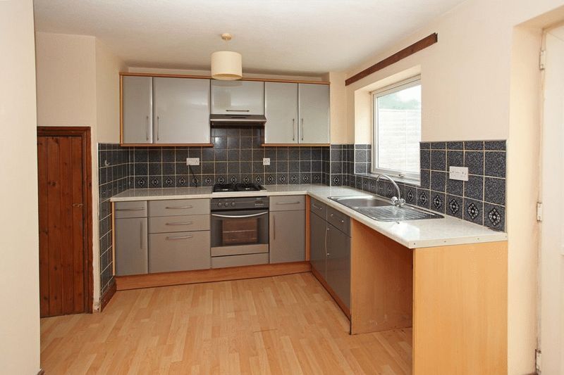 Property photo 3 of 9 Photo 3