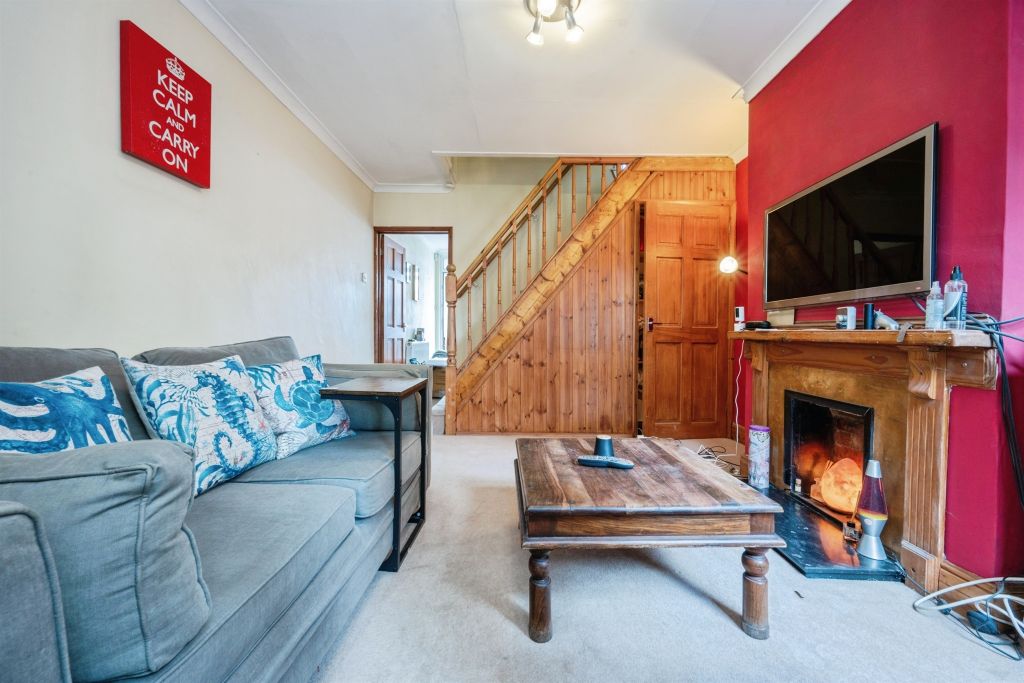 Property photo 3 of 17