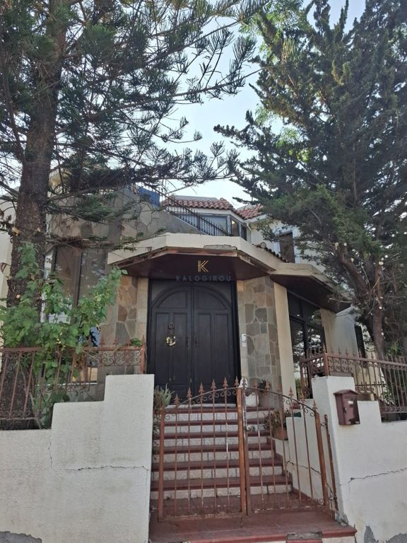 Property photo 3 of 32