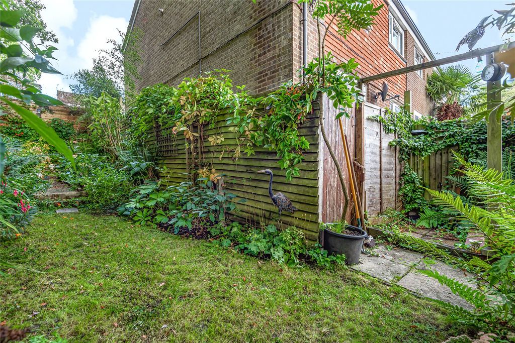 Property photo 2 of 13 Picture No. 10