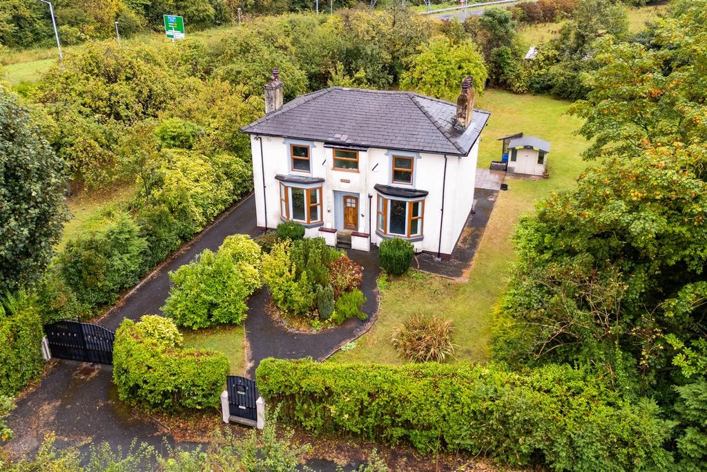 Property photo 1 of 39 Aerial View - Front