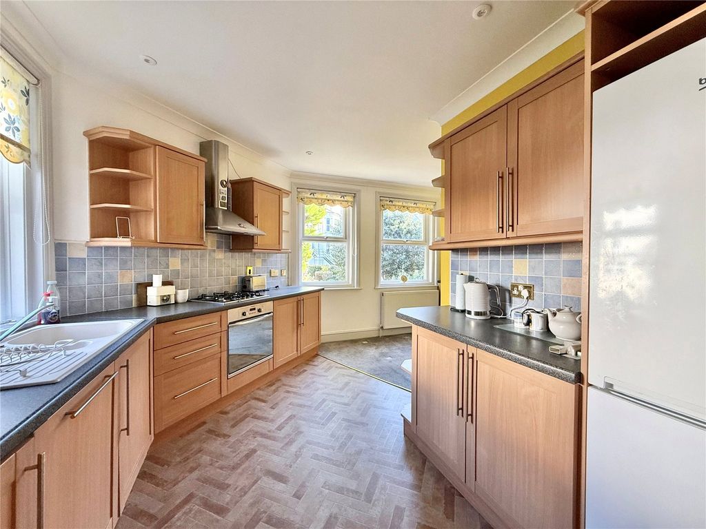 Property photo 3 of 13 Picture No. 21