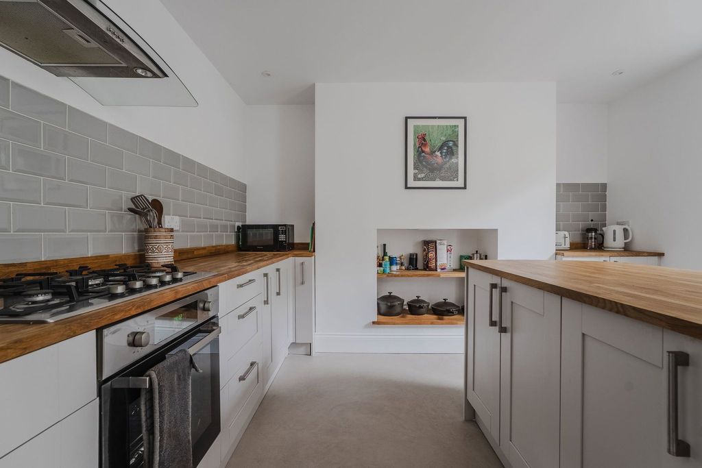 Additional image 19 of 4 bed semi-detached house for saleWest Cliff Road, Ramsgate CT11