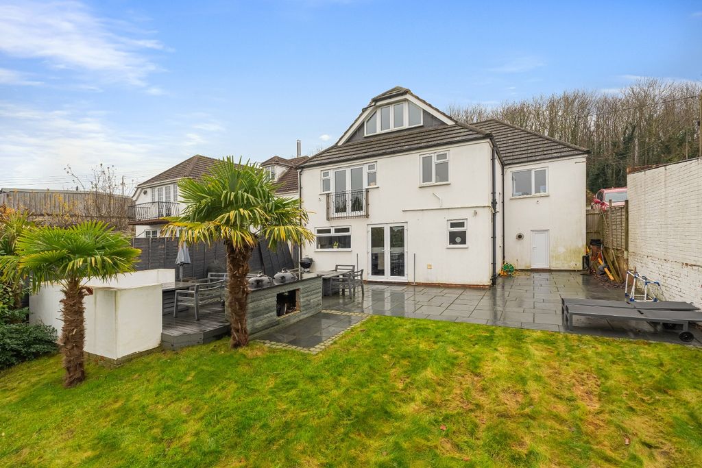 Property photo 1 of 28 3446053