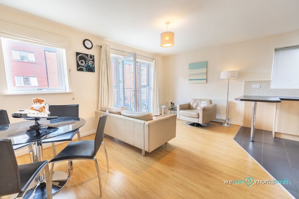 Property photo 3 of 10