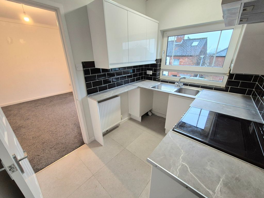 Property photo 1 of 12 Image