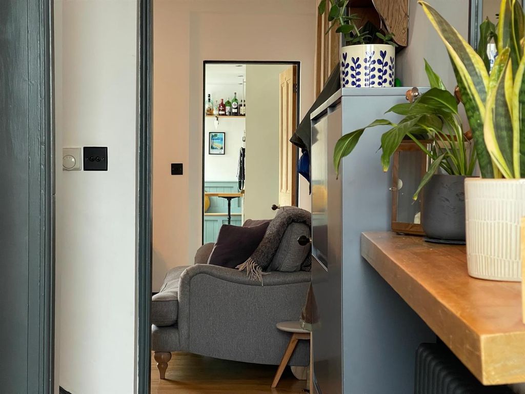 Property photo 3 of 35 Entrance To Living