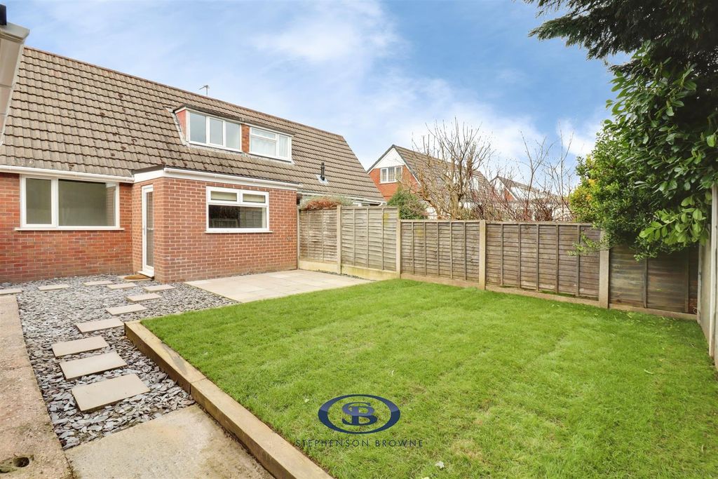 Property photo 2 of 24
