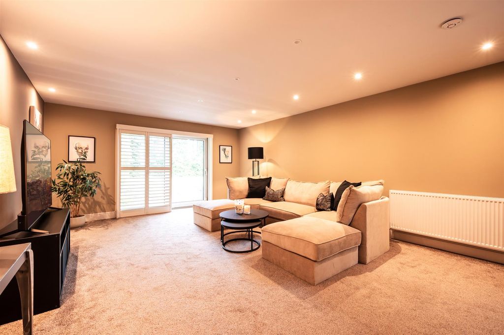 Additional image 39 of 5 bed detached house for saleDore Road, Sheffield S17