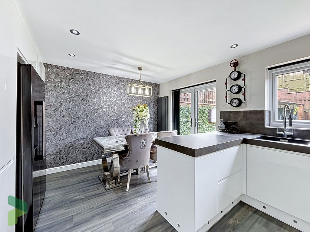 Property photo 2 of 22 Fitted Dining Kitchen