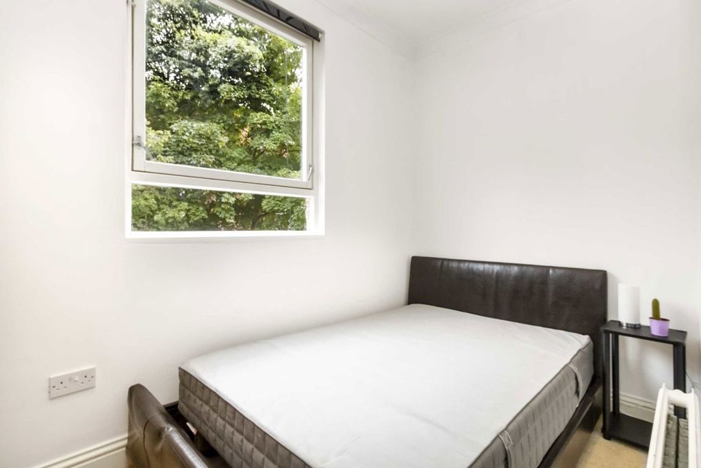 Property photo 3 of 3